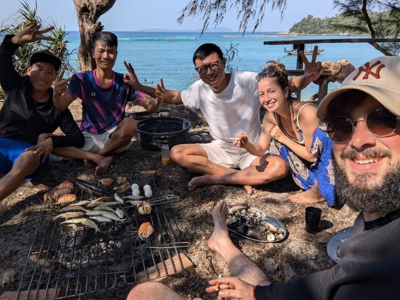 Coto Island Beach Village Homestay Dao Co To Buitenkant foto